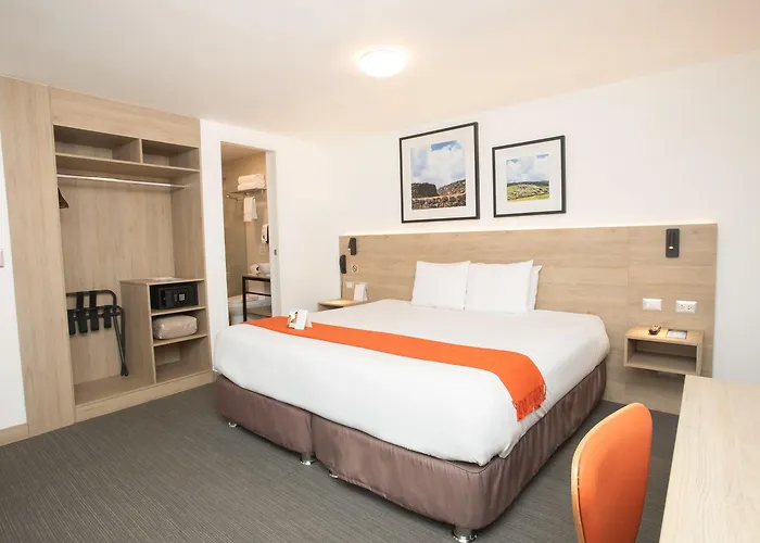 Casa Andina Standard Plaza Hotel